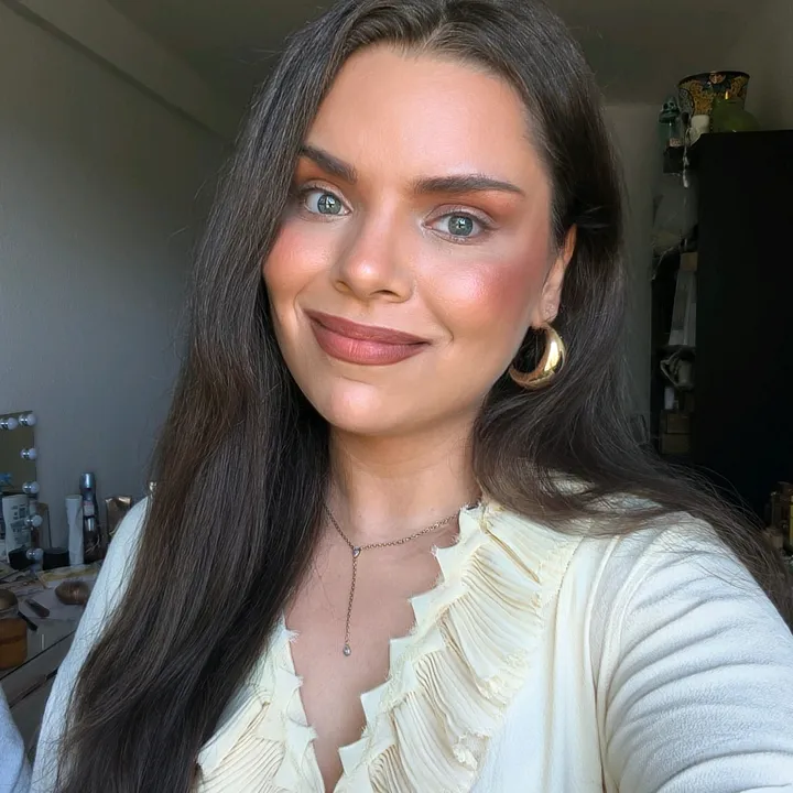 @bellasvitaa