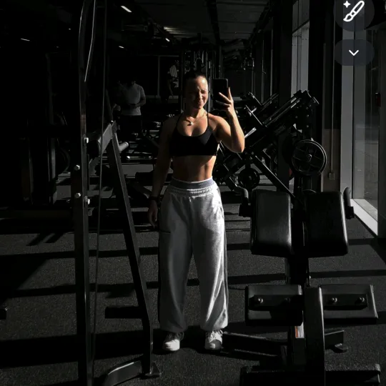 lara.lee.s