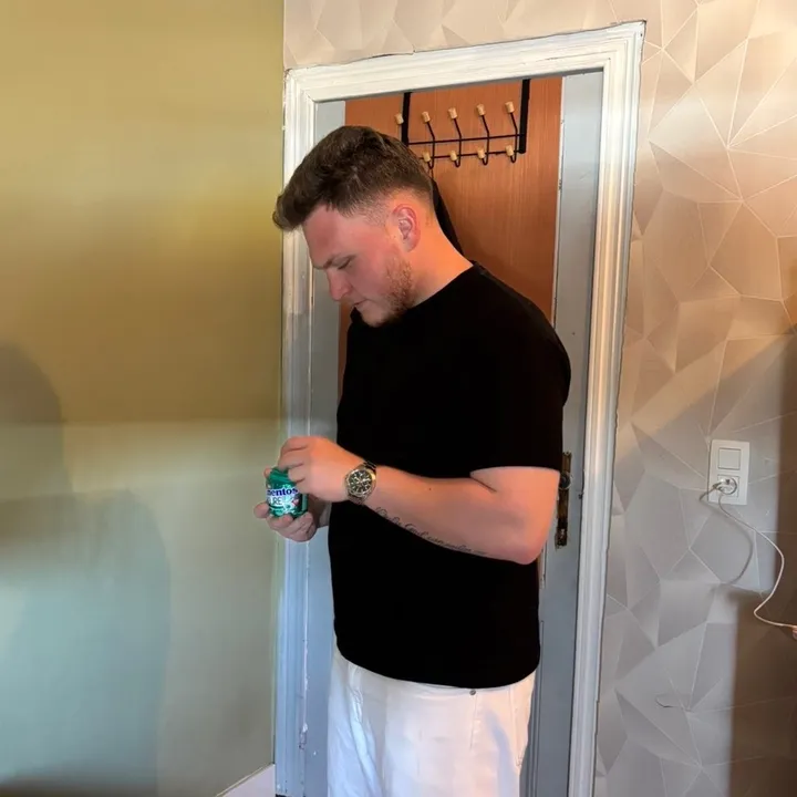 @jdn9_