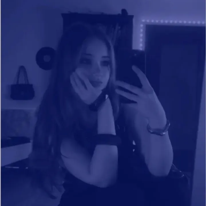 @isabellajuliee