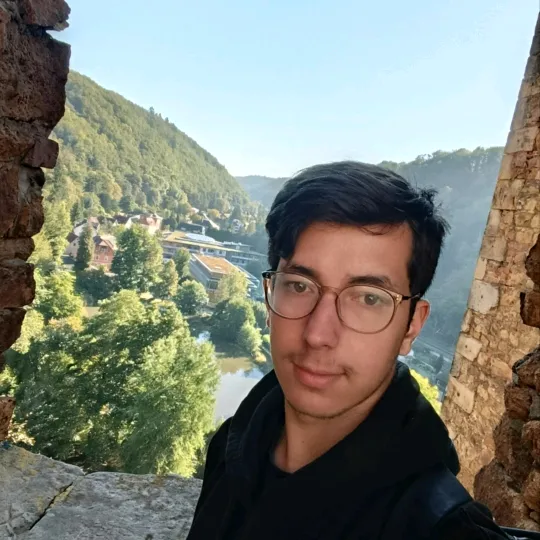 alex_chmz09