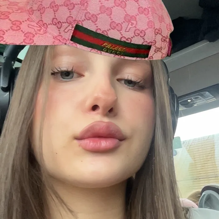 @leniburger12