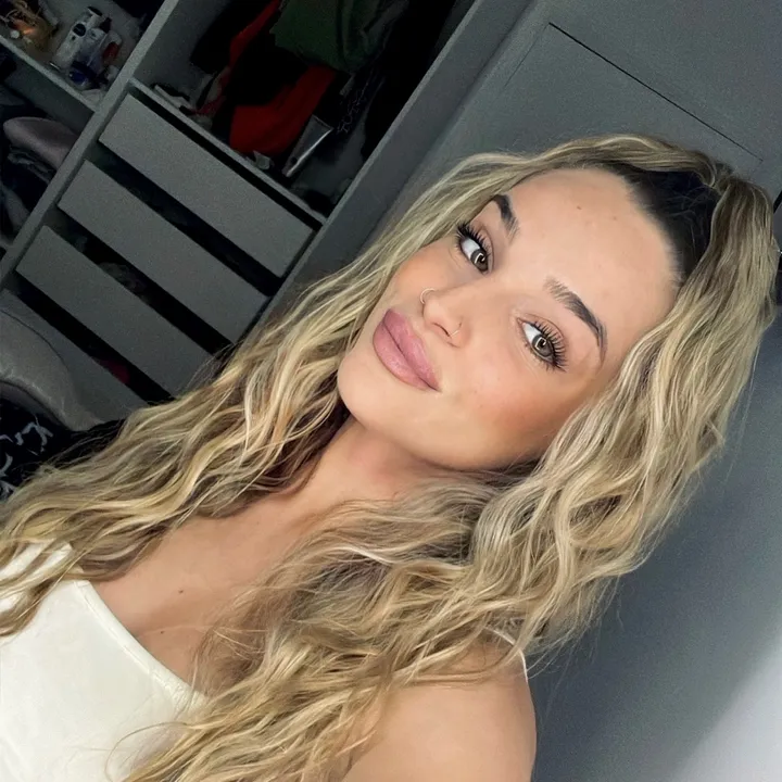 @taniasantanaa21