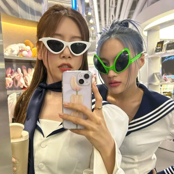 @twinsfortwice