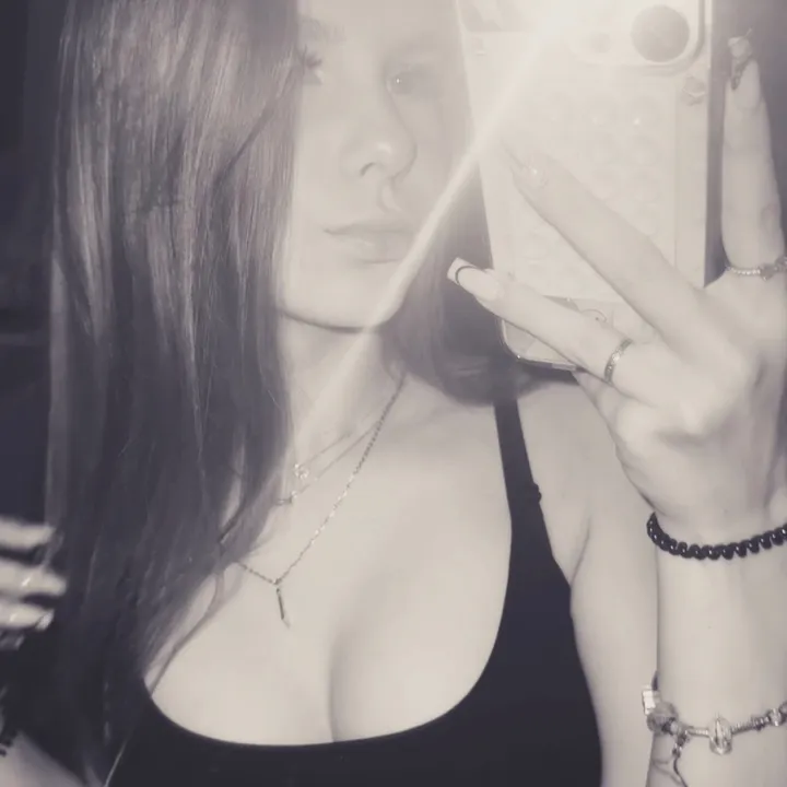 @linalilinova