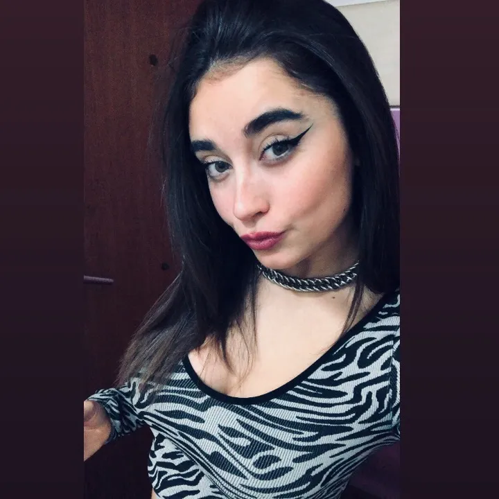 @izaroo_araia