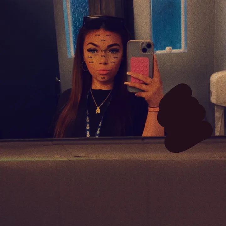 @rebeccaliversidge01