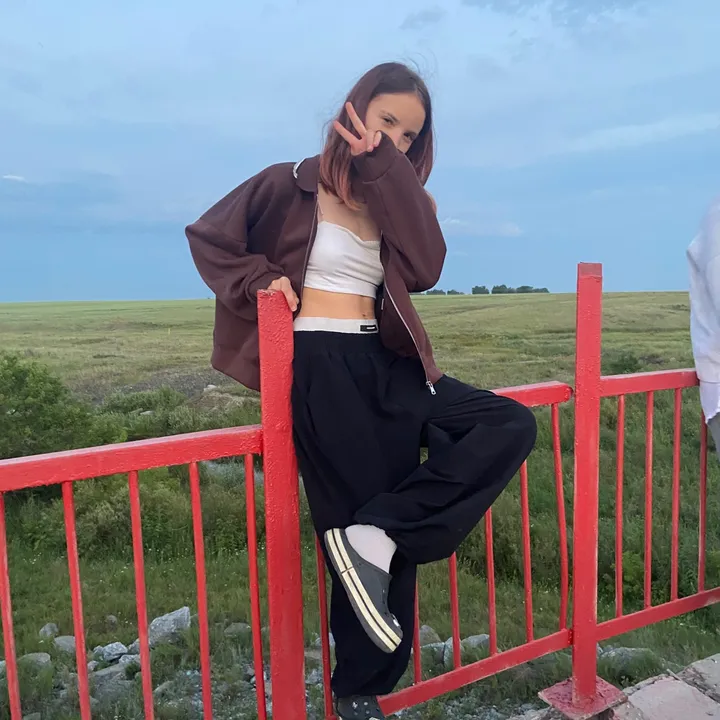 @userbnxhcb8x96