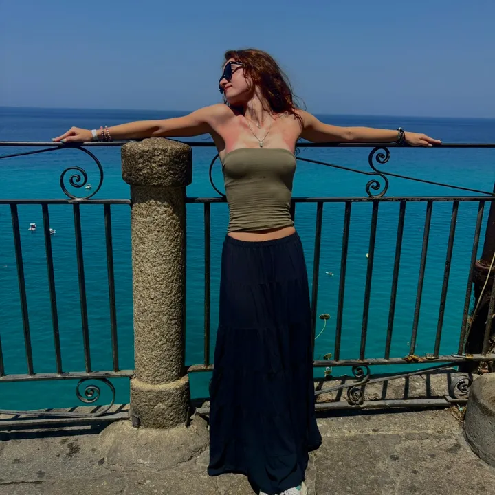 @onlyx_emilia