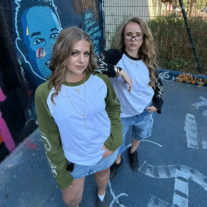 @leellioo