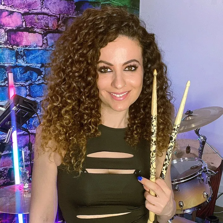 @leila_carina_drummer