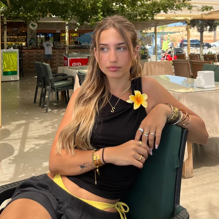 @alyshiadollll