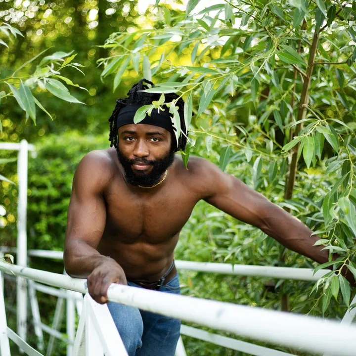 @thelyonblackofficiel