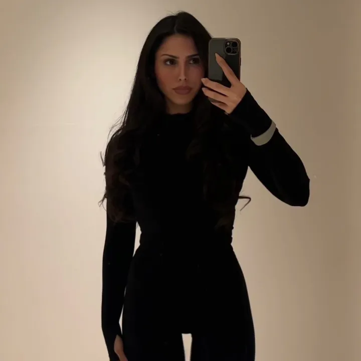 @naomik_1