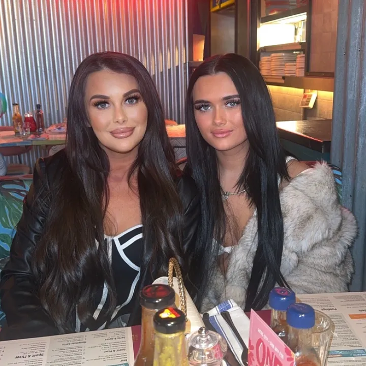 @chloe_guatelli1986