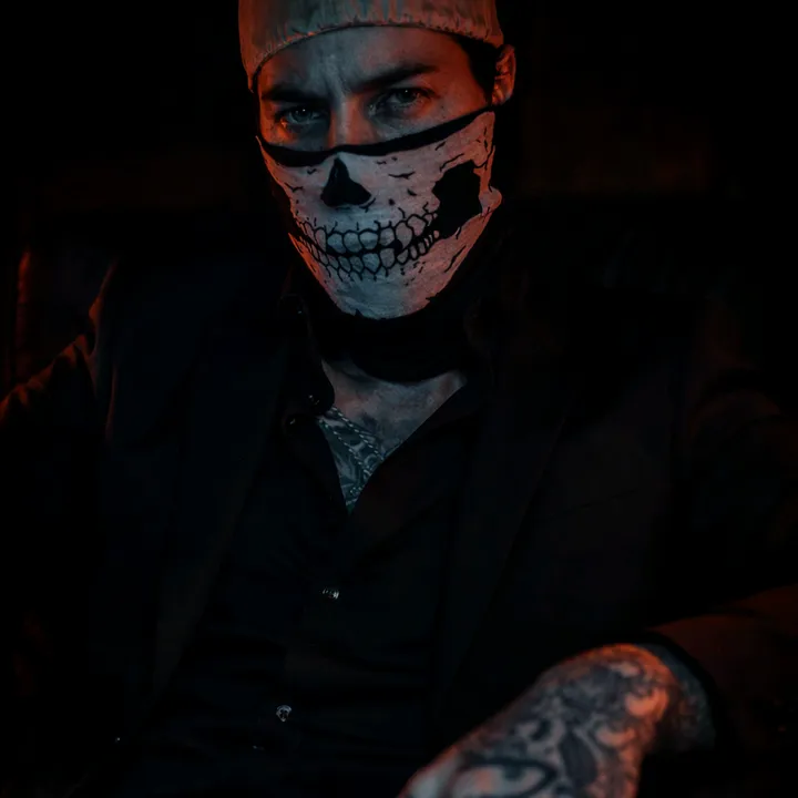 @yourdarkvice