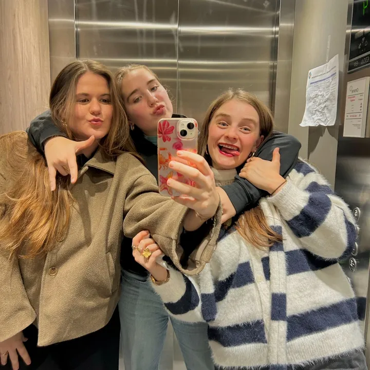 @anou.vandoorsselaere