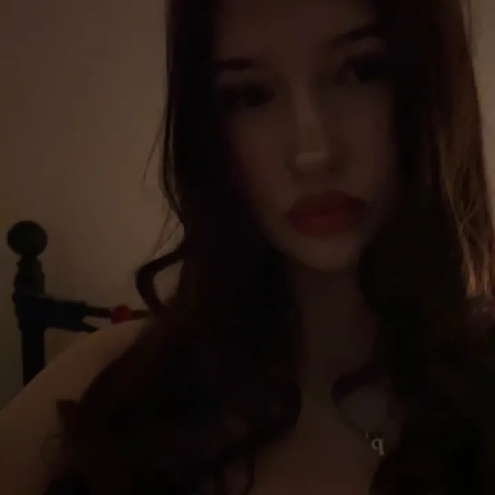 @neelaamadea