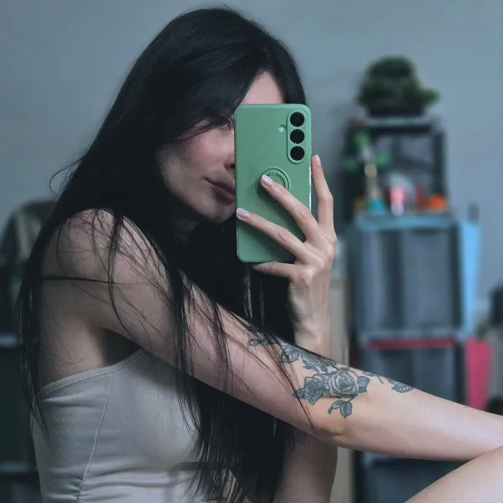 @malinascream