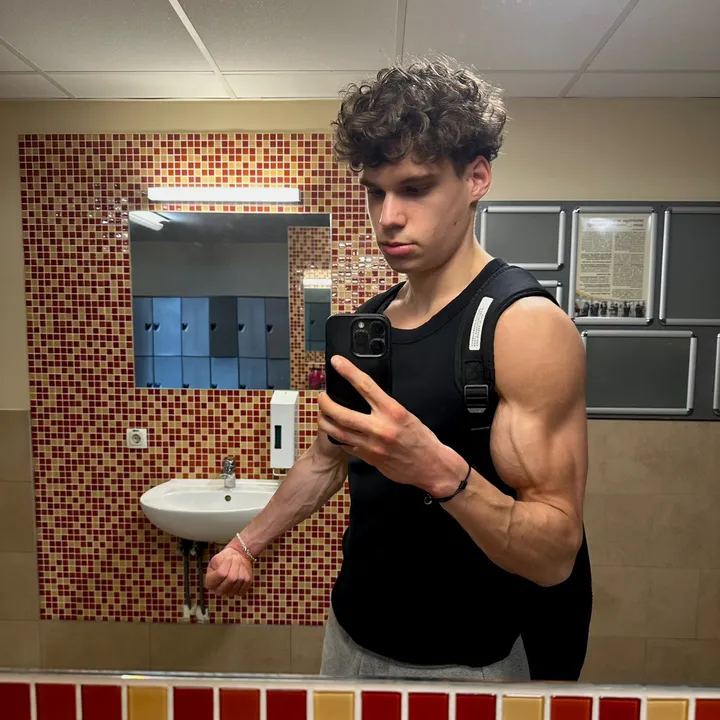 @max.valentin07