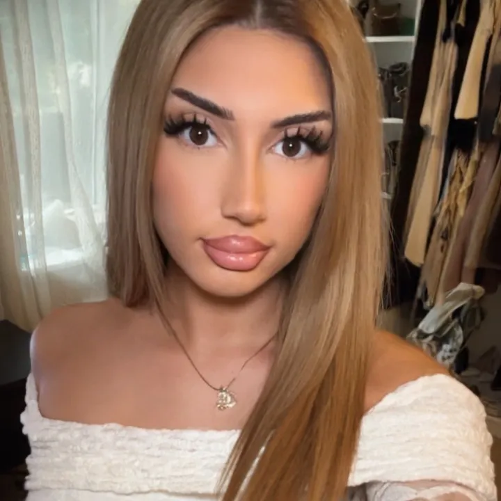 @aylinsby