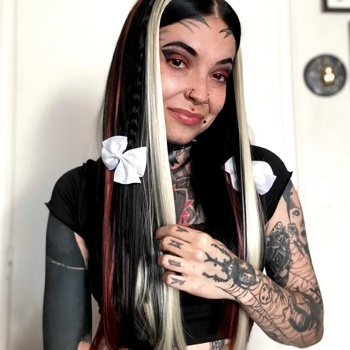 @mrsdimoni