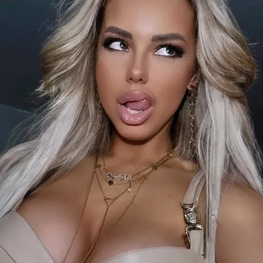 @anngbgstar