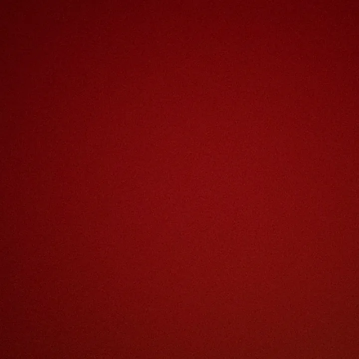 @laraxqlaura