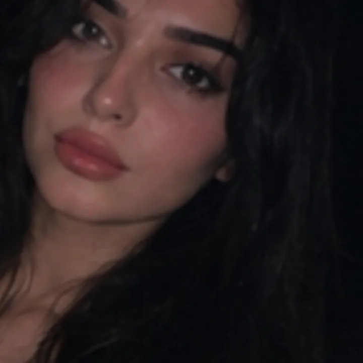 @madam77775