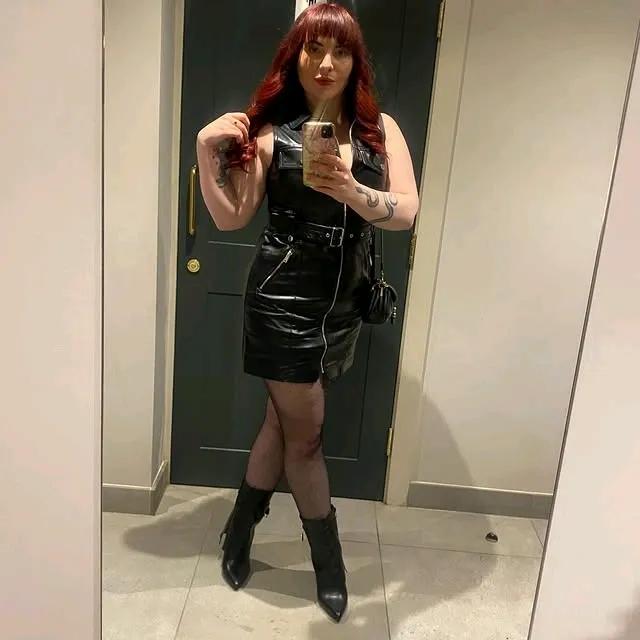 @mistress_thea_rose
