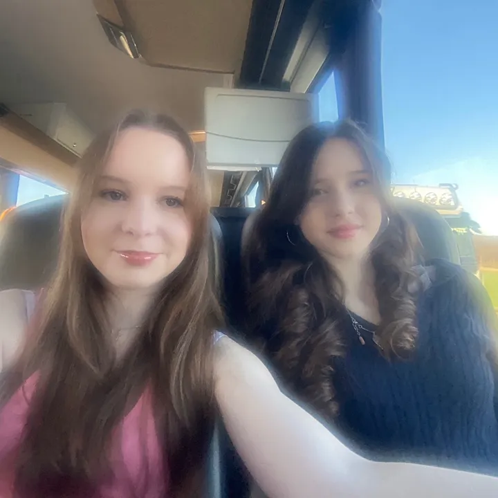 @twobrunettediaries