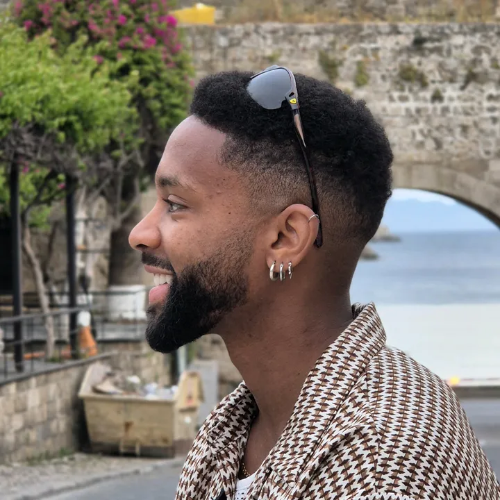 @thejoelomari