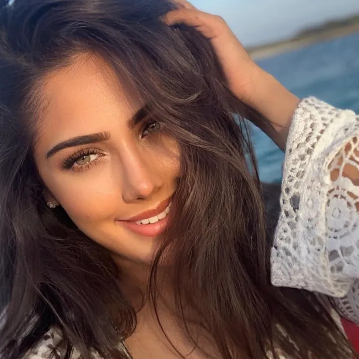 @simranchadha_