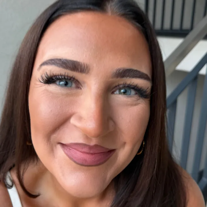 @michelleknaubb