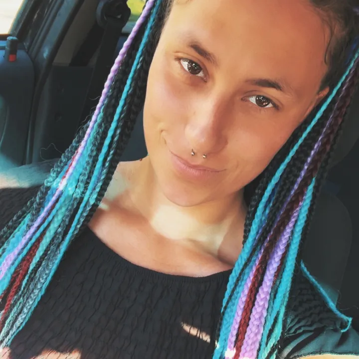 @truckergirllucy