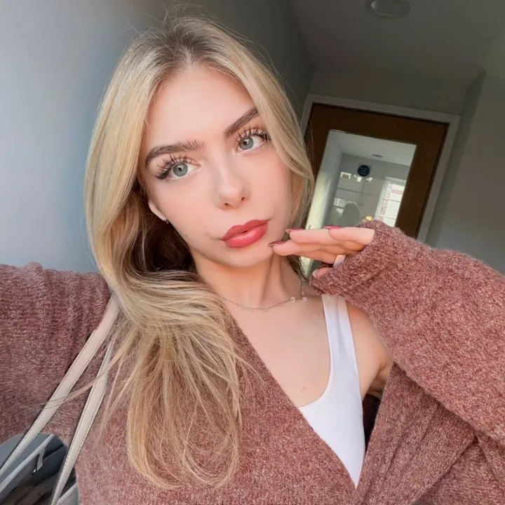 @deliadob