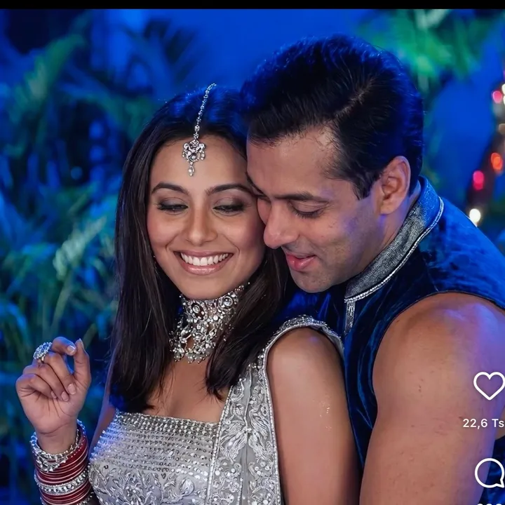 @bollywoood.loveee