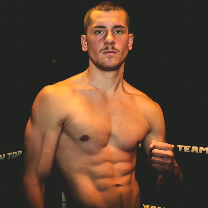 @myrondoesboxing