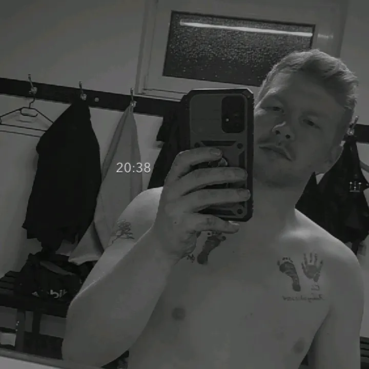@lee_shane_riley