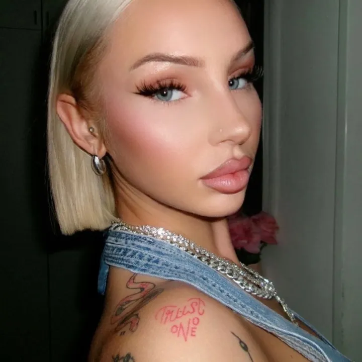 @terry.josefineofficial