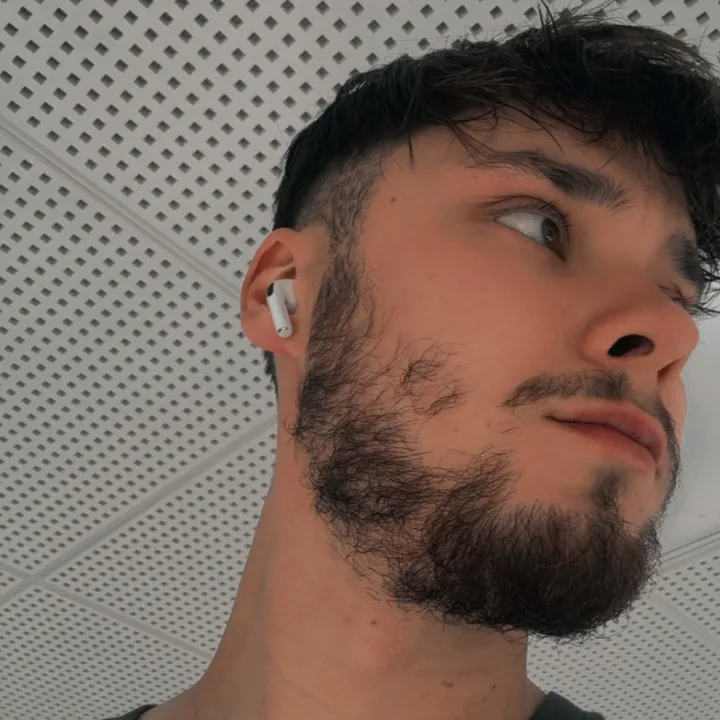 @maximxlxan