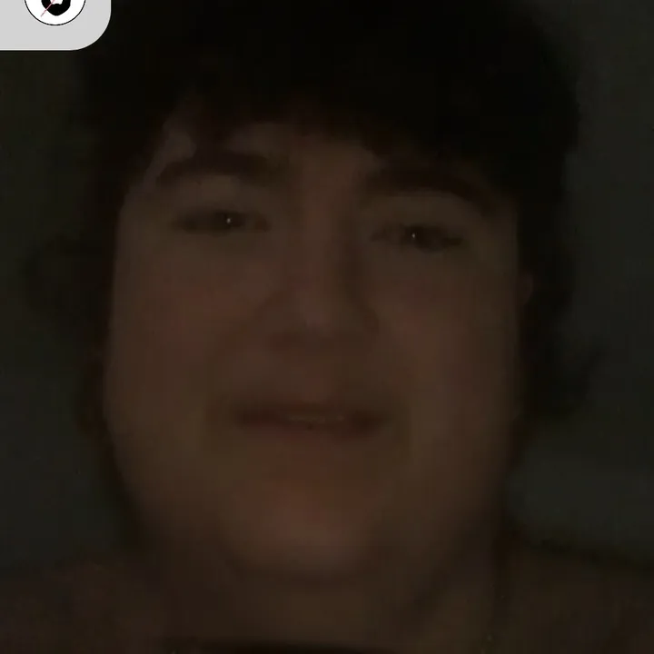 @oliver_gayandsniffs