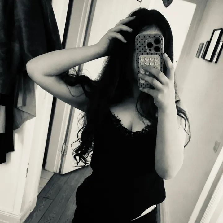 laura.hmb.13