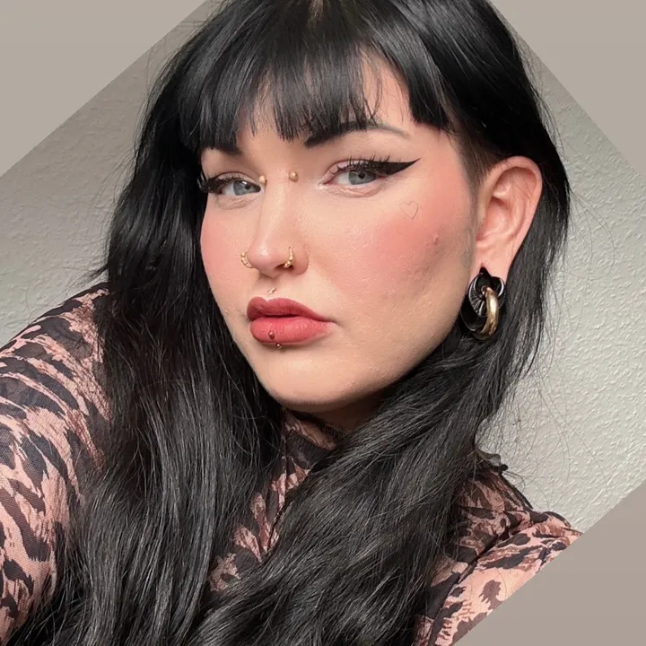 @stopcryingjosie