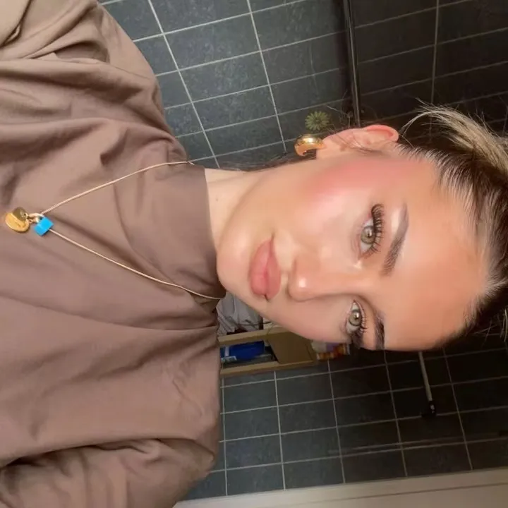 @elsamorina03