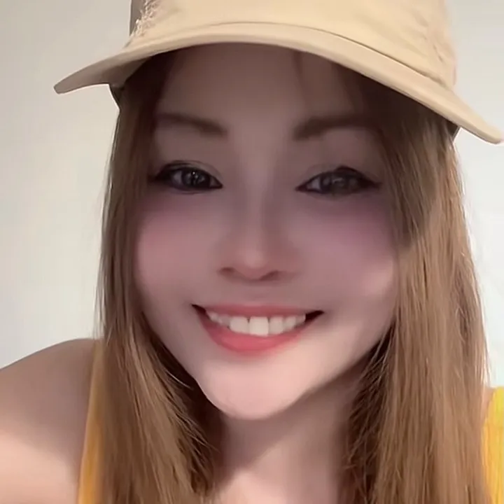@miaarns