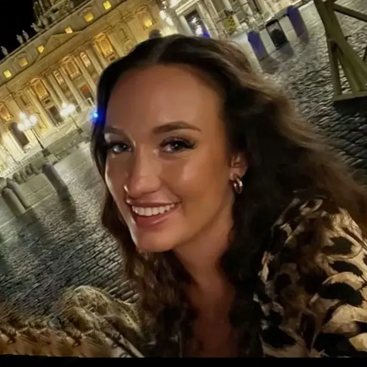 @_victorie_