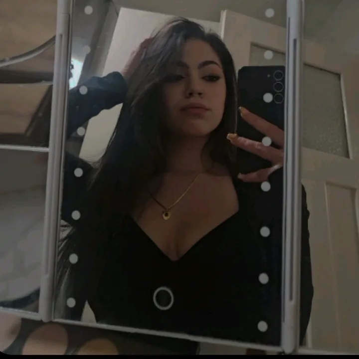 @melaniaesposito3