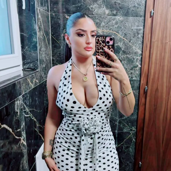 @madalina_aandrei0