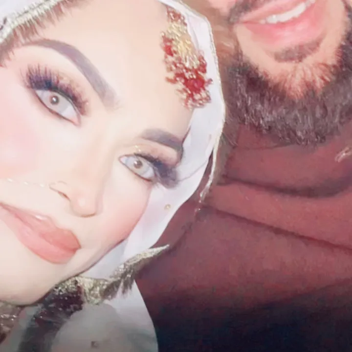 sxna_khan